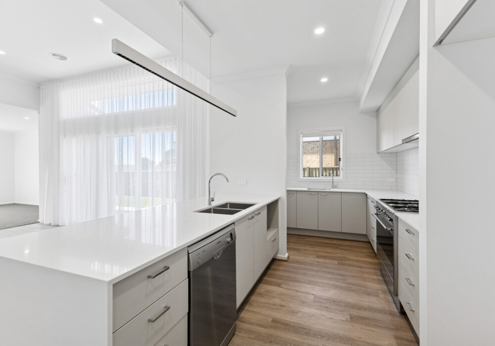 {"shape": [4000, 6000, 3]}